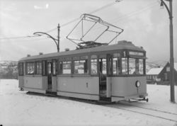 Første boggivogn på Dalsenget. Fotograf Schrøder/Sverresborg - Trøndelag Folkemuseum