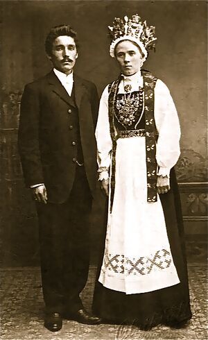 Førsund Sigurd og Arnfine 1909.jpg