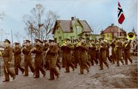 Sannsynligvis 17. mai - en gang midt på 1950-tallet. Ukjent fotograf. Eier: FMKN
