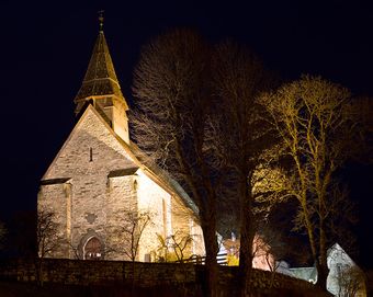 Fana-kirke-Bergen.jpg