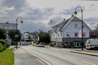 Nordre vei går fra utkanten av Farsund by helt til Vanse sentrum. Foto: Leif-Harald Ruud (2020).