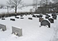 Motiv fra Feiring kirkegård mot sørvest. Foto: Stig Rune Pedersen