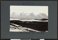 5. Ferr av de syv søstre set fra Herøy - no-nb digifoto 20160317 00164 bldsa NGU0403.jpg