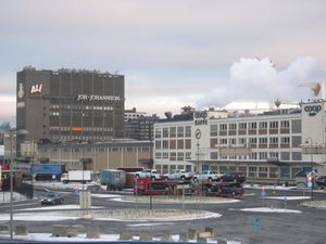 Filipstadkaia med kaffehus Oslo 2012.jpg