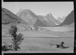 Fjærlandsfjorden, Sogn - no-nb digifoto 20151030 00033 NB MIT FNR 00812.jpg