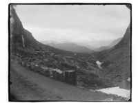 Fjellbilde. Men hvor i fjellheimen? Foto: Marthinius Skøien (omkr. 1880-1910).