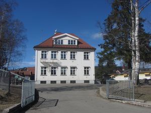 Fjellhamar skole Lørenskog 2012.jpg