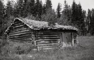 Fløgen Søndre, Hedmark - Riksantikvaren-T110 01 0085.jpg