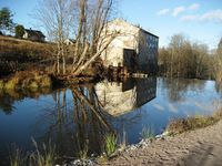 Flaen Brug var den største, og var nå den eneste gjenværende av industribebyggelsen på Flaen fram til restaurering i 2014.