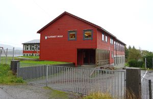 Flatraket skule.jpeg