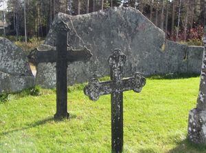 Flesberg kirke kirkegård.JPG