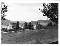 Foldsæ i 1930-åra. Dovrehalli er kledd og måla kvit.