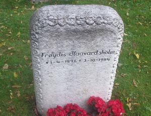 Frøydis Haavardsholm gravminne.jpg