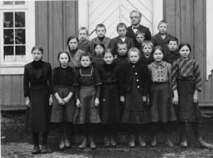 Fra Gullberget skole (før 1914) (ÅMH 001-0034).jpg