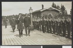Kong Haakon på Hauerseter under kroningsreisen i 1906. Foto: Nasjonalbiblioteket
