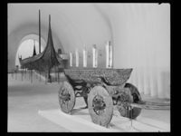 Fra Osebergfunnet - no-nb digifoto 20150217 00188 NB MIT FNR 16730.jpg