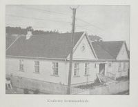 148. Fredrikstad, Kråkerøy kommunehus No-nb digibok 2012101907001 0195 1.jpg