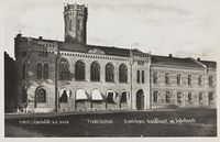 Fredrikstads nye rådhus, innviet 1864. Foto: J.H. Küenholdt A/S / Nasjonalbilioteket (1915-1930)