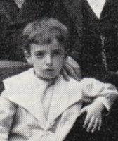 Yngstesonen Frithjof (f. 1891) vart apotekar. Han overlevde krigen og døydde i 1965.