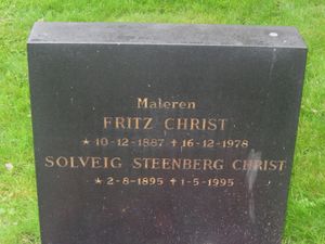 Fritz Christ gravminne.jpg