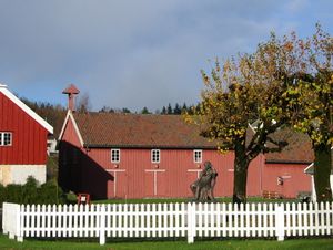 Froland, Frolands verk med statuen av Niels Henrik Abel IMG 1441.JPG