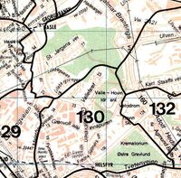 Kart med gårdsgrensene i området, nr 130 er Valle og uten nr over er Hovin. De øvrige, se filbeskrivelsen. Foto: Oslo kommune/Norges Bondelag (1990).