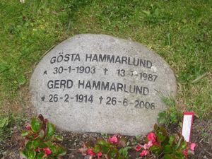 Gösta Hammarlund gravmminne.jpg