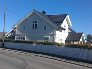 Gamle Kongevei 28 (Larvik).jpg