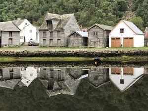 Gamle Lærdalsøyri august 2018.jpeg