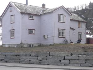 Gamnes gård.jpg