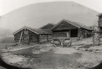 8. Gardmo Nordigard, Oppland - Riksantikvaren-T124 01 0133.jpg