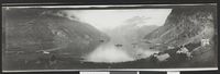 104. Geiranger - no-nb digifoto 20160405 00054 bldsa FAalb 12 panorama 26.jpg