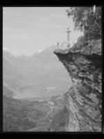 33. Geiranger Flydalsjuvet - no-nb digifoto 20150107 00204 NB MIT FNR 20548.jpg