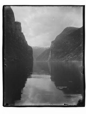 Geirangerfiorden - NB MS G4 0937.jpg