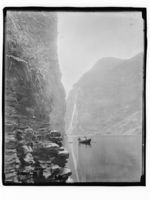 15. Geirangerfjorden Søndmør - NB MS G4 0723.jpg