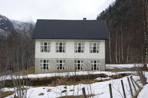 Gjengedal skulehus(2).JPG