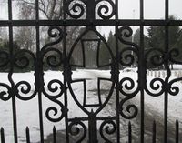 126. Gjerdeport ved Vestre gravlund i Oslo 2013.jpg