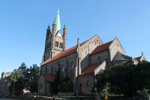 Grønland kirke i Oslo 2013.JPG