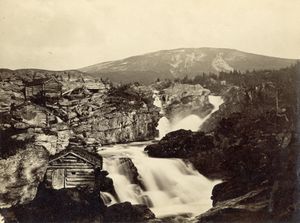 Grønnefossen, Oppland - Riksantikvaren-T122 01 0029.jpg