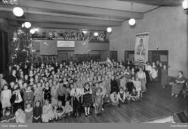 Juletrefest, kan ha vært i regi av Framfylkingen. Foto: Wilhelm Råger/Oslo Museum (1930-1940).