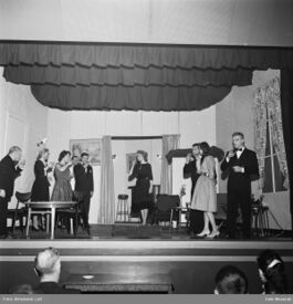 Teaterforestilling for ansatte ved Standard Telefon- og Kabelfabrikk i bygningen. Foto: Leif Ørnelund/Oslo Museum (1960).