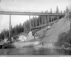 Grana bru under bygging.