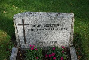 Grav Hoff Børe Morthoff.JPG