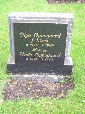 Grav Totenvika Oppegaard.jpg