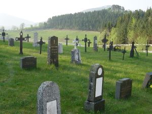 Graveyard-Gjemnes-in-Norway.JPG