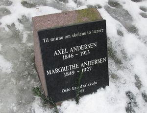 Gravminne (minnestein) Margrethe og Axel Andersen.jpg