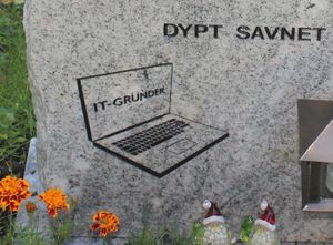 Gravminne Vestre gravlund Oslo IT-grunder.jpg