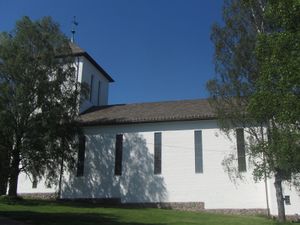 Grefsen kirke Oslo 2012.jpg
