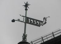 Spiret på Grefsen kirke, med årstallet 1939. Foto: Stig Rune Pedersen