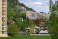 Der Grefsenplatået møter Grefsenåsen ligger en av Norges største kjedede boligblokker. Foto: Leif-Harald Ruud (2008).